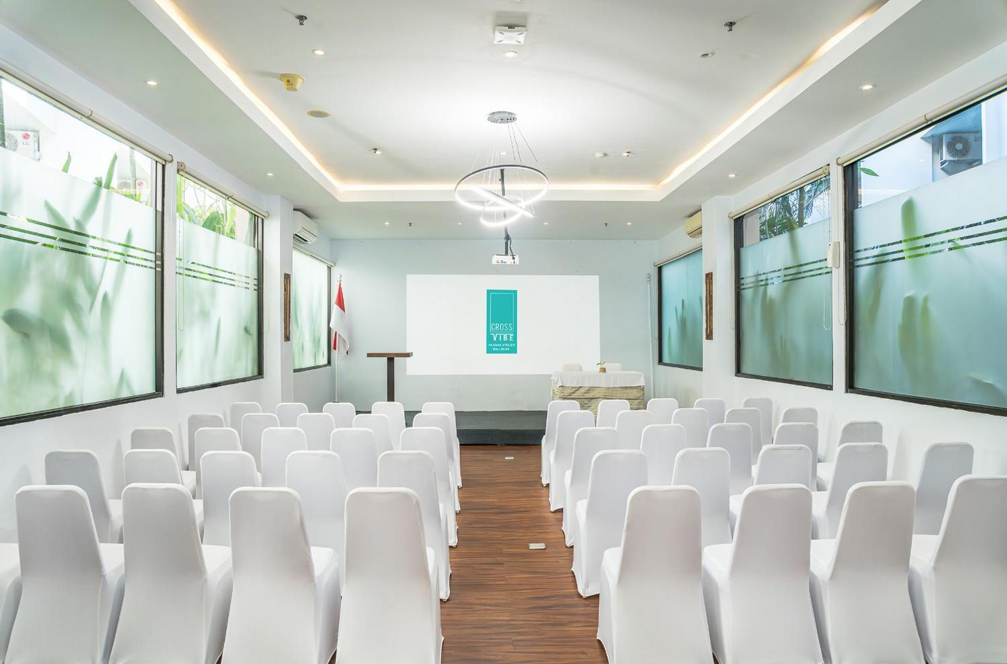Cross Vibe Paasha Atelier Bali Kuta Hotel Kuta Lombok Buitenkant foto