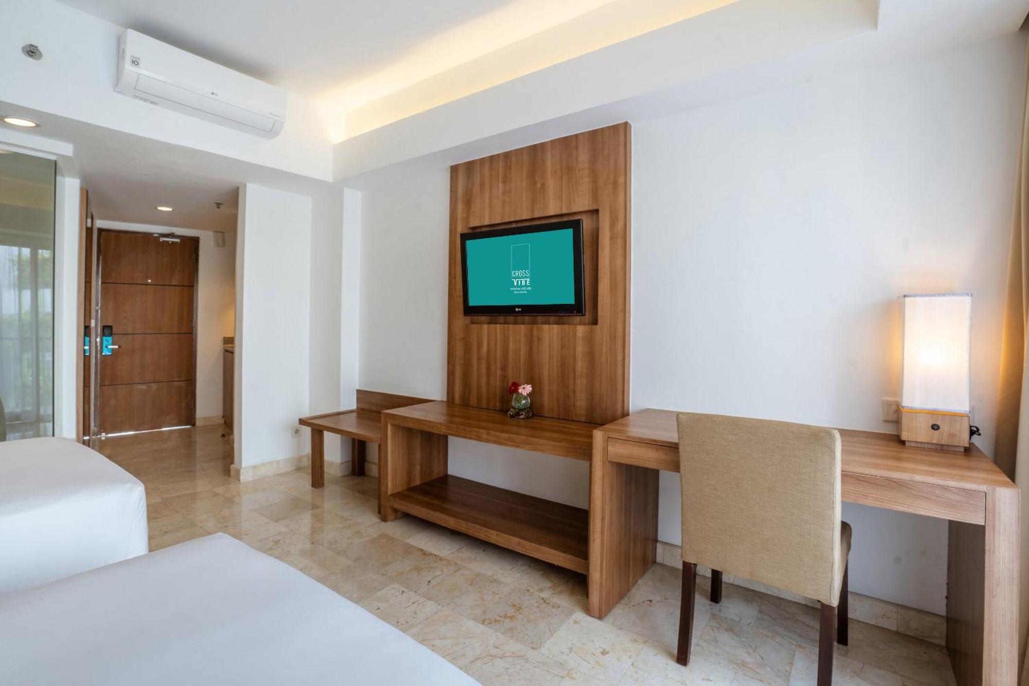 Cross Vibe Paasha Atelier Bali Kuta Hotel Kuta Lombok Buitenkant foto